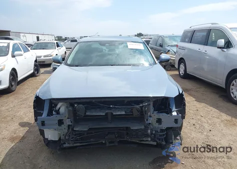 2022 Honda Accord Hybrid Touring z USA, uszkodzony, nr VIN 1HGCV3F95NA029566